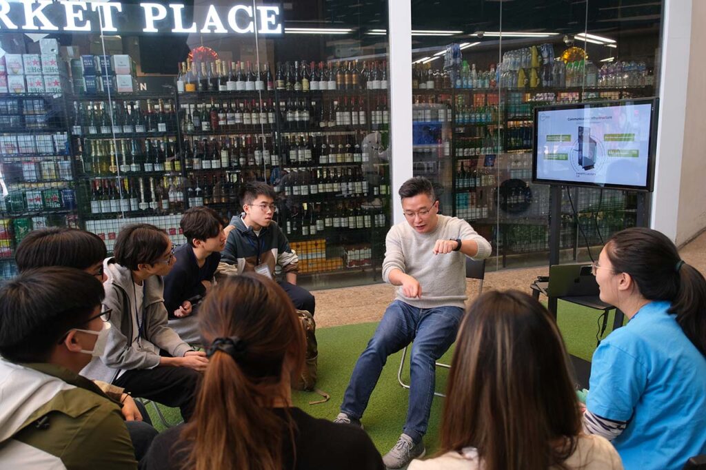 Our founder, Lawson Lau, shared valuable insights with a group of secondary school and university students.